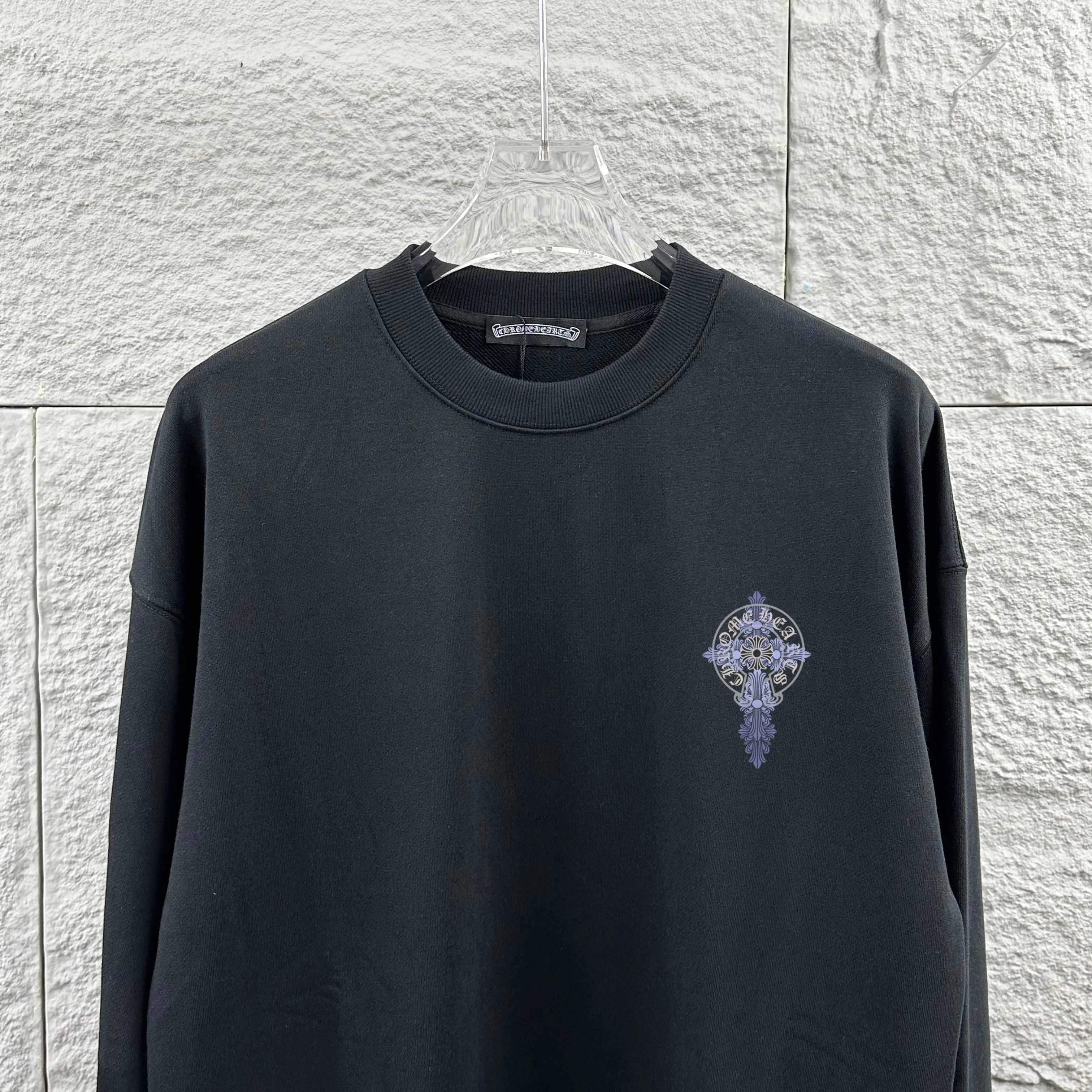 🅿️240 CH*Cro Heart*2025 early autumn and winter new style Classic horseshoe cross Sanskrit printing on the front and back, customized terry fabric Long-sleeved round neck pullover sweatshirt, same style for men and women Color: Black White Size: S (90-130 catties) M (120-150 catties) L (140-165 catties) XL (160-180 catties) XXL (180-210 pounds)